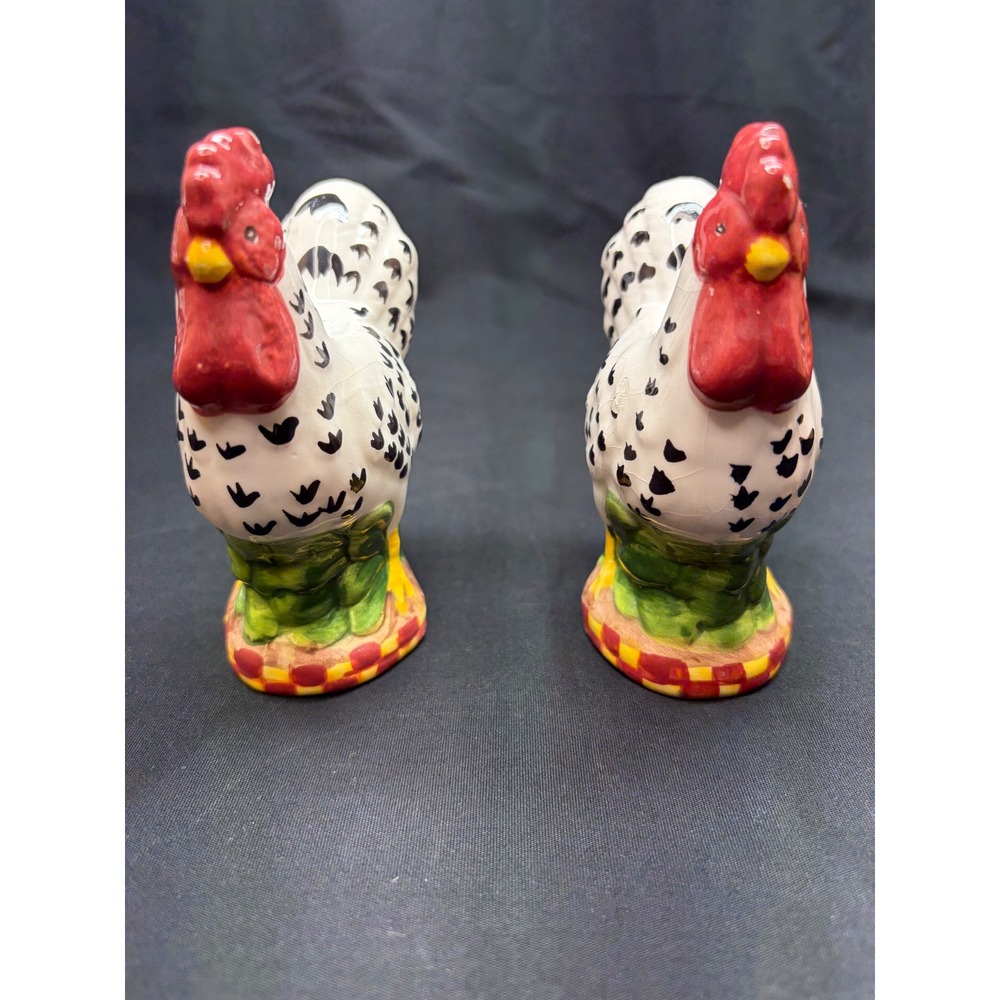 Vintage Farmhouse Ceramic Rooster Salt and Pepper Shakers Black White Speckled